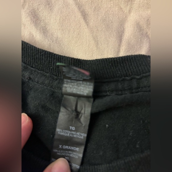 Black Tim Hortons Justin Bieber Tee XL - Picture 2 of 5